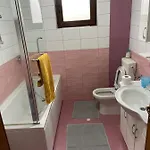 Porodicna Kuca Za Odmor Kovaci Lägenhet *